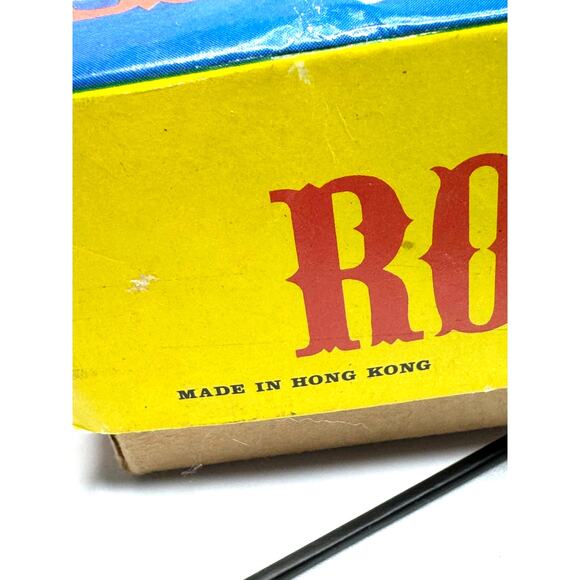 Vintage K.N. Roulette Set COMPLETE - Roulette Wheel, Table Layout & MORE - Picture 10 of 11